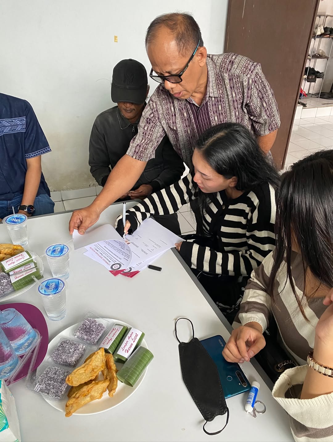 Layanan Hukum Mekarsari Poge